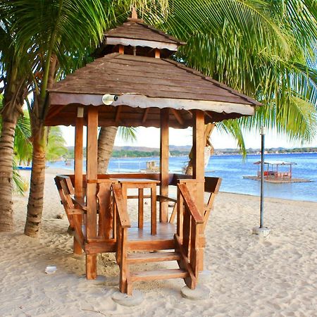 Bella Beach Resort Batangas Lian Kültér fotó