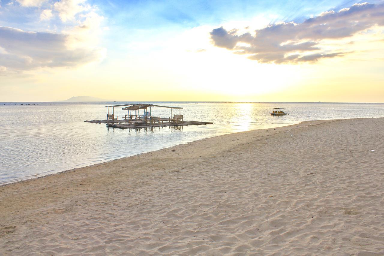 Bella Beach Resort Batangas Lian Kültér fotó
