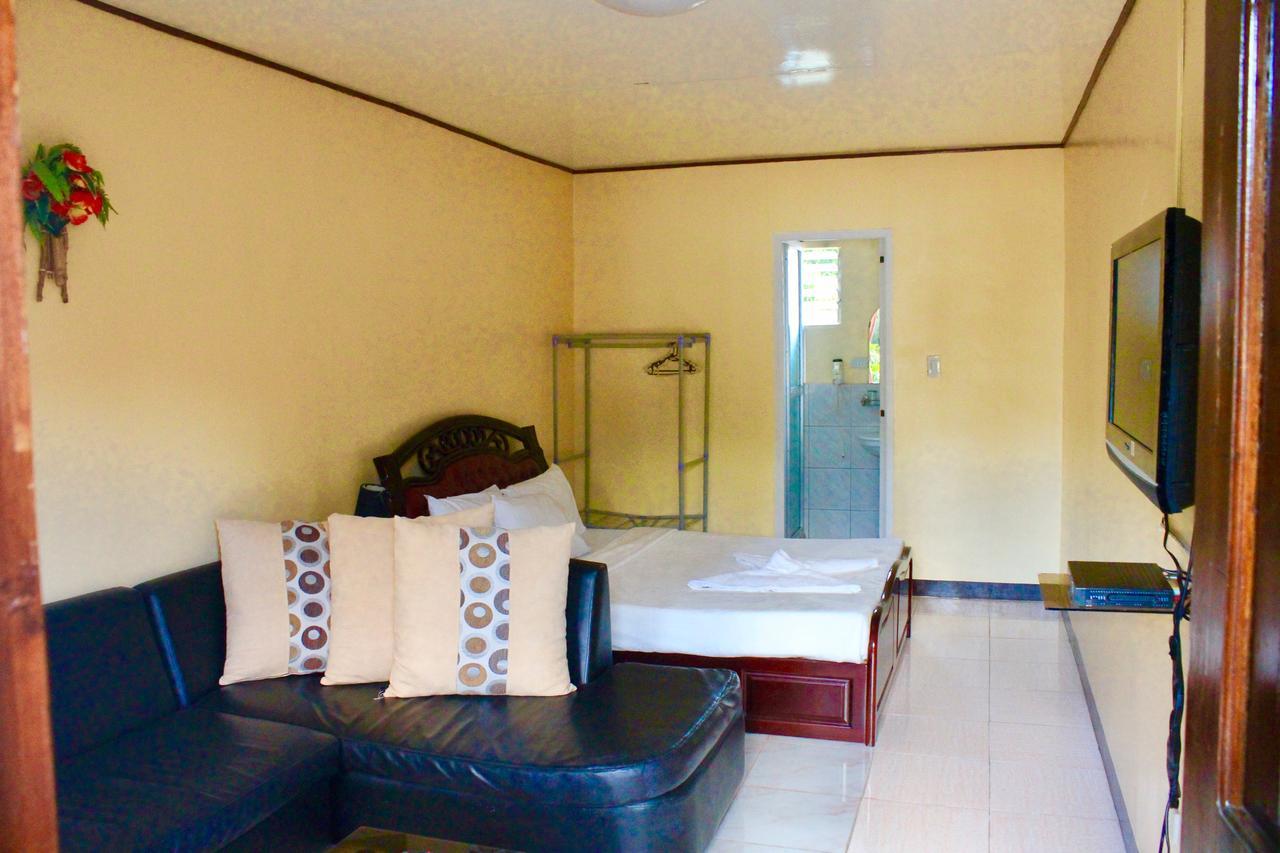 Bella Beach Resort Batangas Lian Kültér fotó